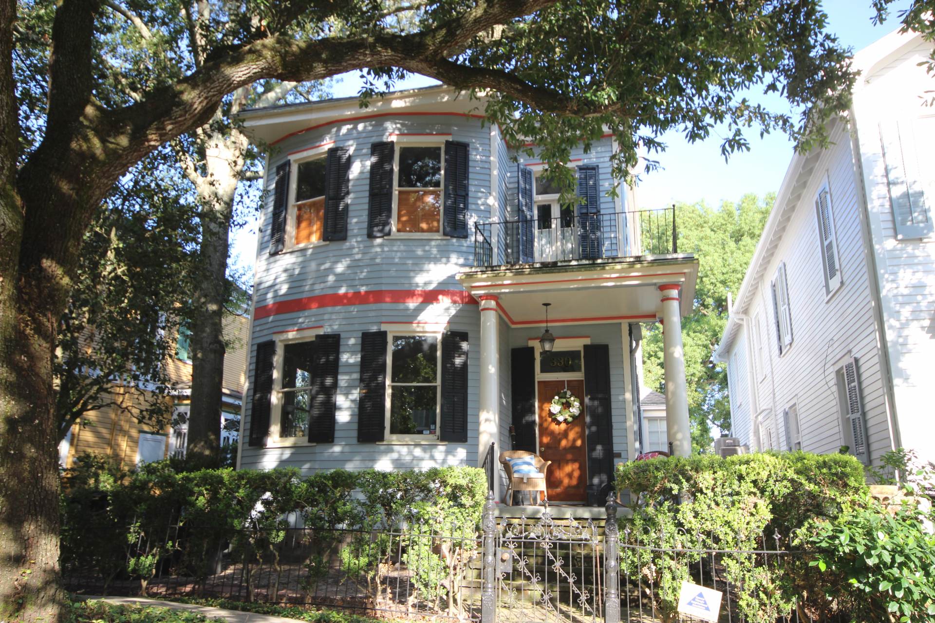New Bayou City Exteriors for Small Space