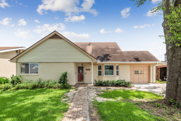 5805 Rosalie Ct Metairie LA